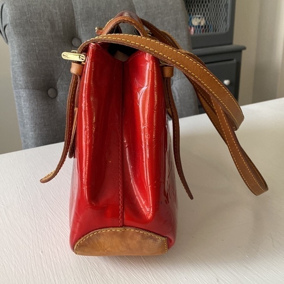 Louis Vuitton Red Leather Monogram Biscayne Bay Vernis GM Stunning Beauty - Picture 8 of 16